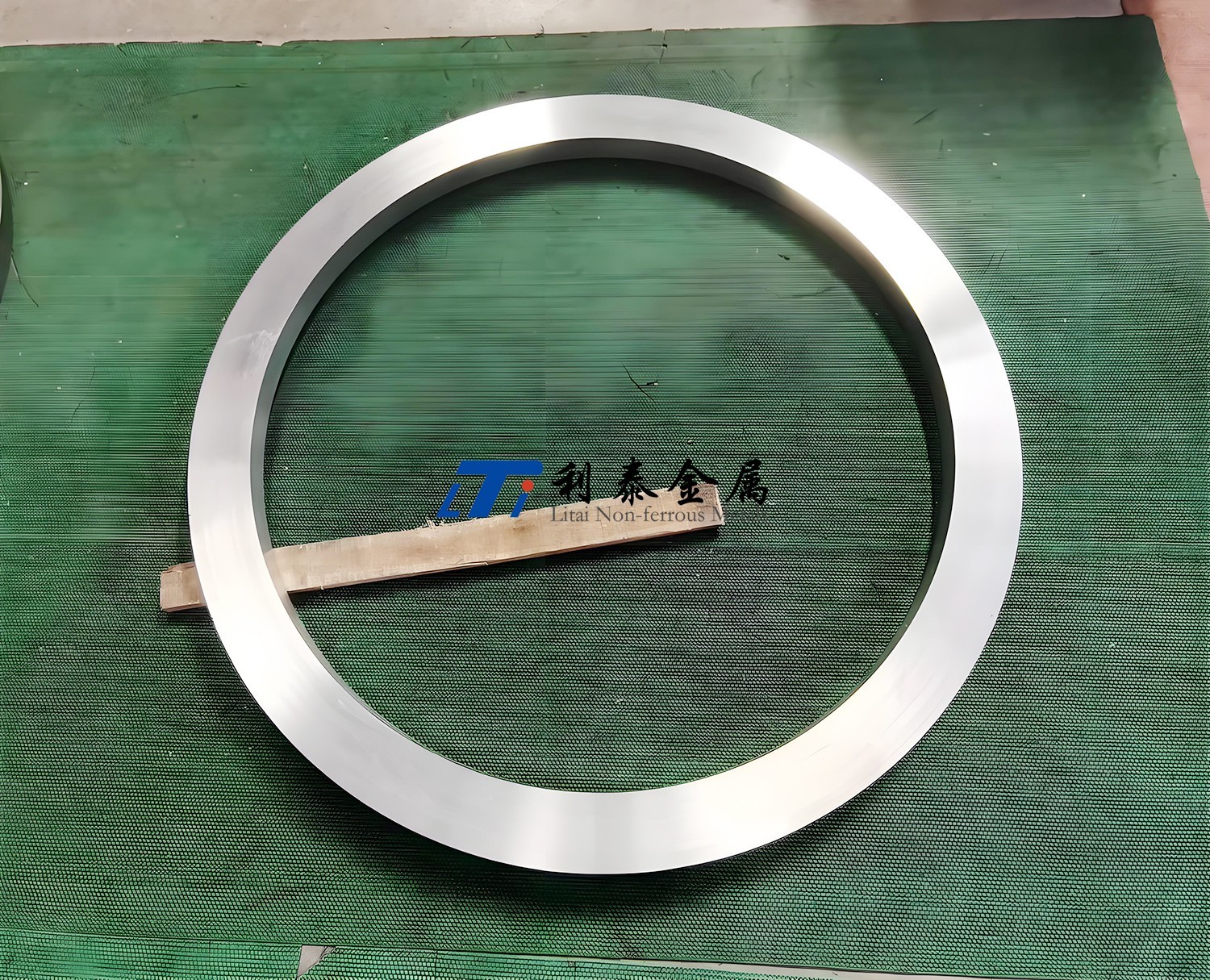 1749990256451327.jpg 762e5b40092f970a51af0d483d279691.jpg